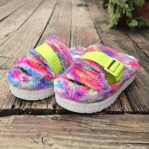 UGG, Womens Fluffita Pixelat, Bright Multi Color Platform Slippers, Slides, Sz 6